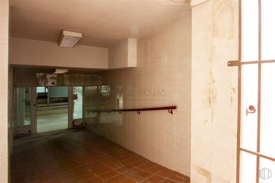 Local en venta en Calle Marqués de la Valdavia, Alcobendas, Madrid, 28100 con accesorio, edificio, madera, interiorismo, suelo, suelos, hall, casa, techo y puerta alrededor