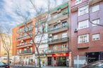 Local en venta en Calle Mateo García, Ciudad Lineal, Madrid, 28017 con ventana, edificio, nube, coche, neumático, cielo, vehículo, rueda, diseño urbano y condominio alrededor