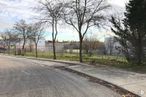 Land for sale at Calle Vía Ferrocarril, 13, Navalcarnero, Madrid, 28600 with building, sky, plant, cloud, tree, branch, road surface, asphalt, land lot and natural landscape around