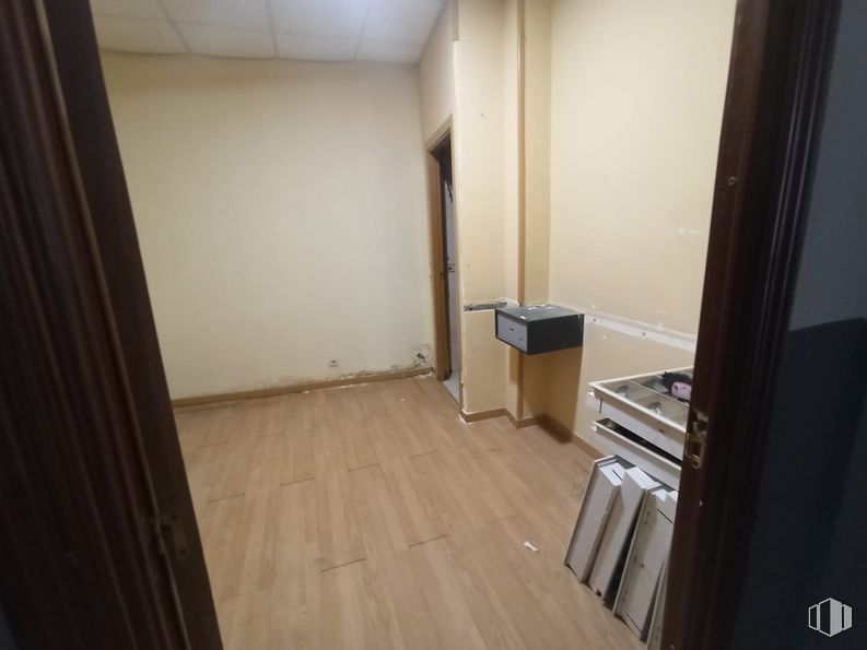 Local en venta en Camino Casarrubios, Navalcarnero, Madrid, 28600 con propiedad, accesorio, edificio, madera, suelo, piso, pared, madera, comodidad y techo alrededor