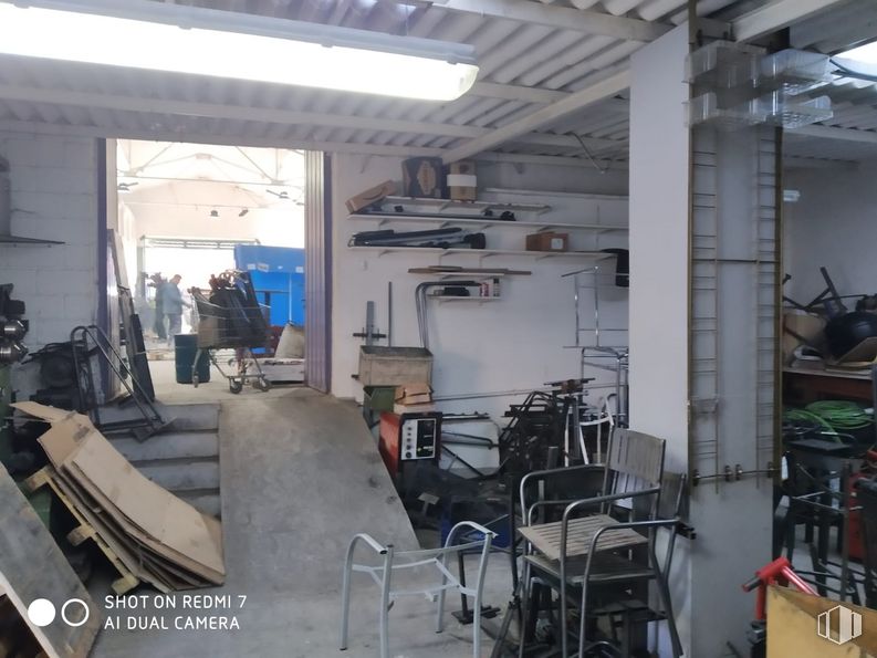 Nave en alquiler y venta en Zona Industrial, Arganda del Rey, Madrid, 28500 con silla, sofá, piso, suelo, ingeniería, gas, industria, máquina, madera y fábrica alrededor