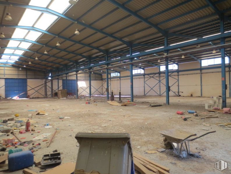 Industrial for sale at Calle Santa Olalla, Carriches, Toledo, 45532 with furniture, wood, hall, wall, composite material, flooring, building material, concrete, beam and shade around