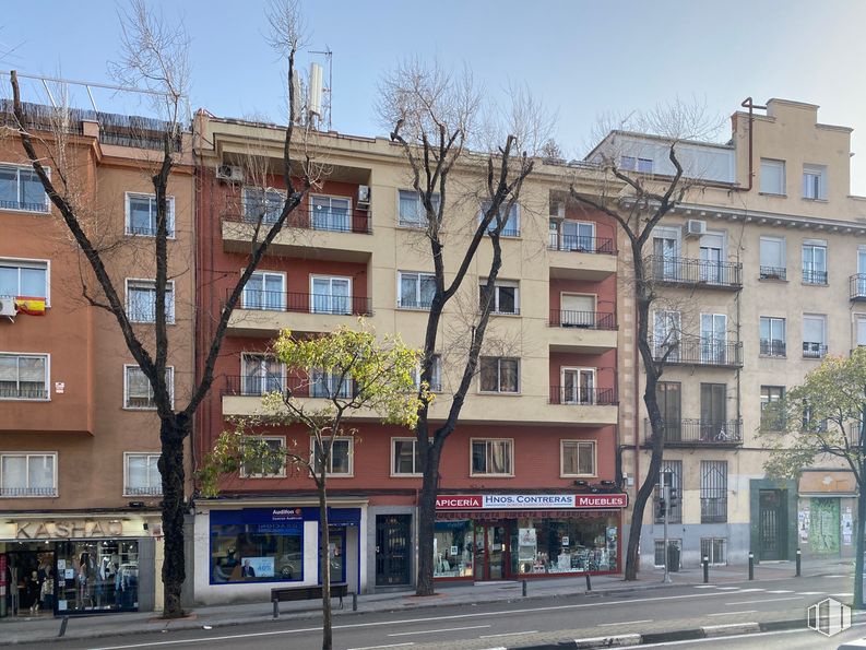 Local en venta en Paseo Extremadura, 109, La Latina, Madrid, 28011 con edificio, cielo, ventana, día, propiedad, infraestructura, árbol, diseño urbano, barrio y condominio alrededor