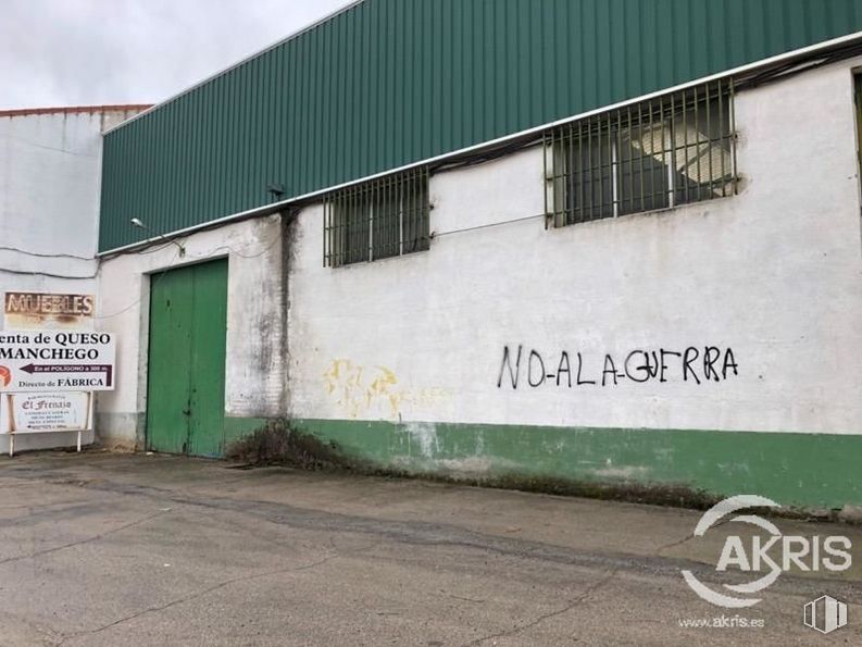 Industrial for sale at Carretera Ocaña, Noblejas, Toledo, 45350 with door, window, property, fixture, font, real estate, facade, gas, asphalt and composite material around