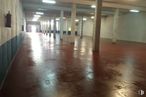 Nave en alquiler en Zona empresarial, Pinto, Madrid, 28320 con suelos, suelo, techo, hall, columna, lámpara fluorescente, suelo de baldosas, hormigón, azulejo y limpieza alrededor