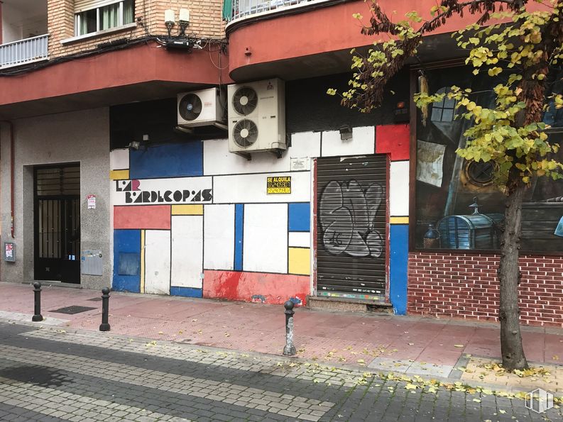 Local en alquiler y venta en Calle Cervantes, 9, Torrejón de Ardoz, Madrid, 28850 con ventana, edificio, infraestructura, accesorio, superficie de carretera, planta, pared, carretera, asfalto y mañana alrededor