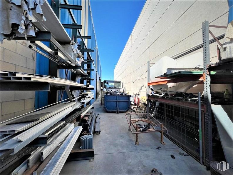 Industrial for sale at Poligono Alcamar, Camarma de Esteruelas, Madrid, 28816 with furniture, building, sky, naval architecture, boat, engineering, city, urban design, metal and facade around