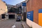 Industrial for sale at Zona Puerta de Toledo, Arganzuela, Madrid, 28005 with sky, building, plant, car, asphalt, window, road surface, vehicle, house and cloud around