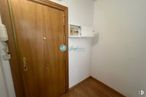 Office for rent at Avenida Acueducto, Segovia, 40001 with door, handle, fixture, dead bolt, wood, home door, flooring, wood stain, varnish and hardwood around