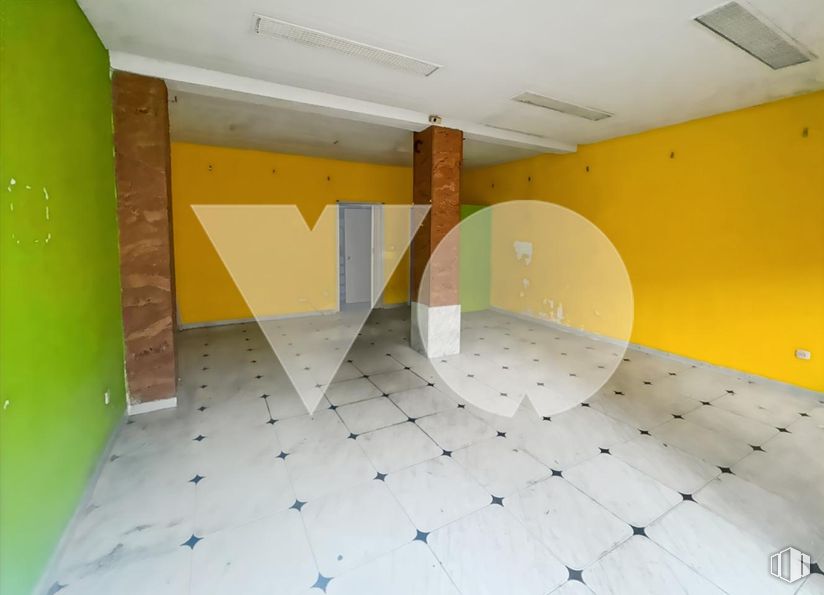 Retail for sale at Calle Biosca, Hortaleza, Madrid, 28043 with flooring, floor, ceiling, tile flooring, tile, paint, design, hall, cleanliness and plaster around