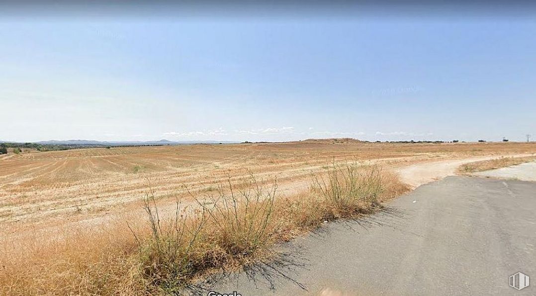 Land for sale at Sector S, Paraje Barrillos, Bargas, Toledo, 45593 with sky, natural landscape, water, horizon, grass, cloud, grassland, landscape, road and tidal marsh around