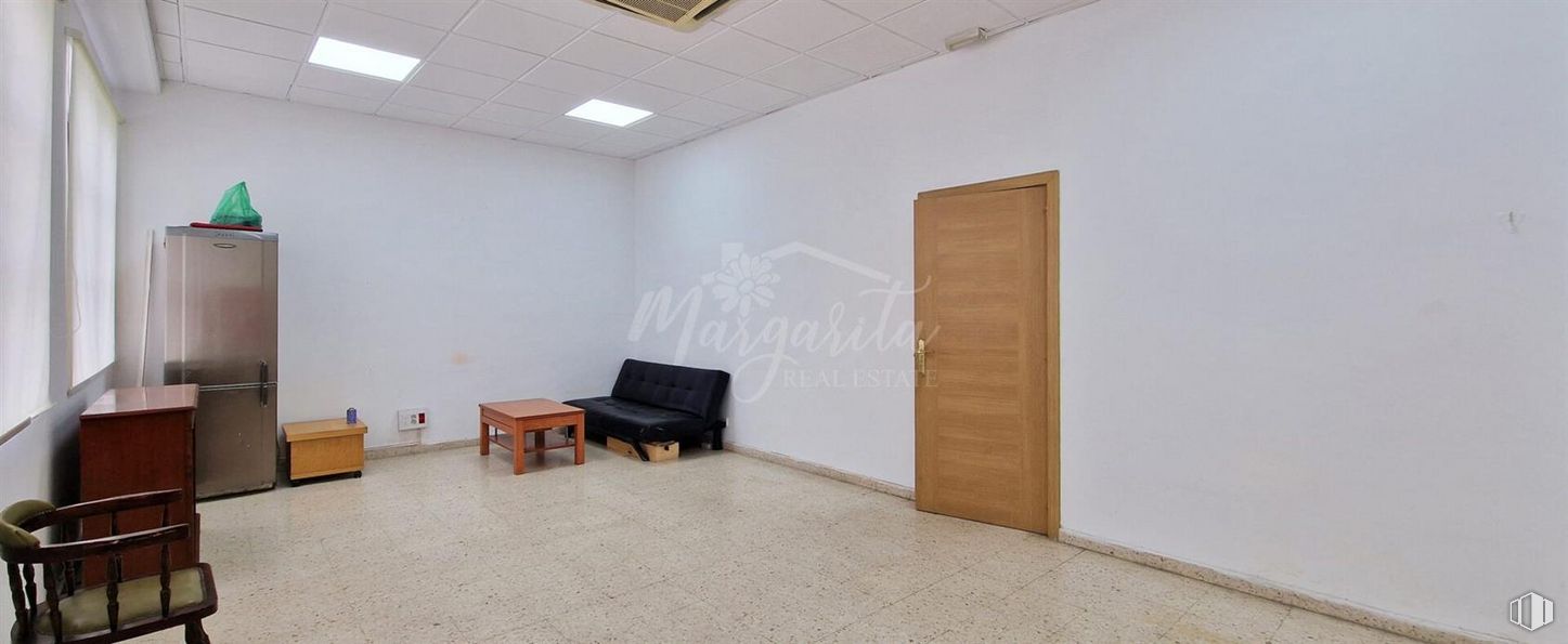 Nave en venta en Calle Polo Sur, Torrejón de Ardoz, Madrid, 28850 con sofá, mueble, madera, suelos, madera dura, arte, confort, edificio, techo y puerta alrededor