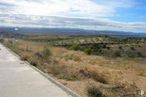 Land for sale at Calle Cebolla, 21, Mesegar de Tajo, Toledo, 45541 with cloud, sky, plant, natural landscape, asphalt, plain, road surface, landscape, grassland and horizon around