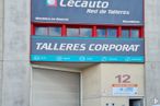 Industrial for sale at Calle Berzosa de Lozoya, Villaverde, Madrid, 28021 with car, automotive parking light, wheel, tire, building, vehicle, motor vehicle, hood, automotive lighting and automotive tire around