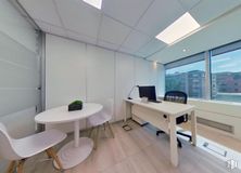 Office for rent at Paseo Castellana, Salamanca, Madrid, 28046 with chair, desk, light fixture, lighting, table, furniture, building, window, wood and couch around