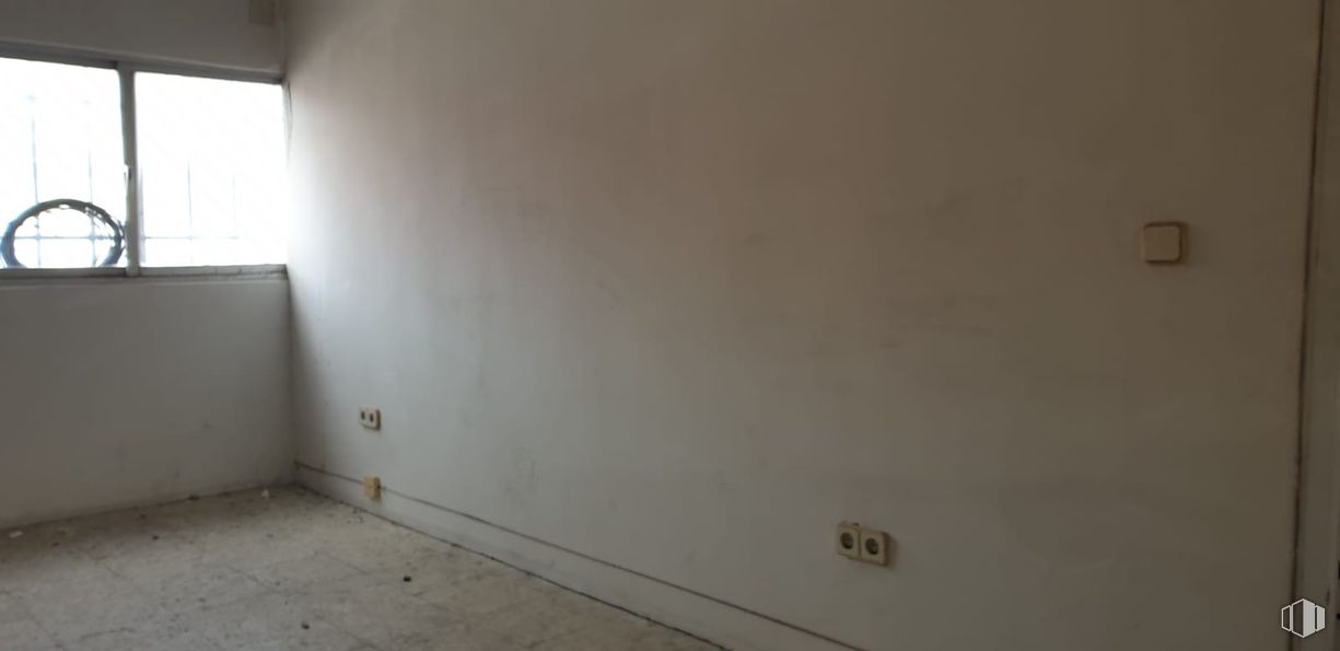 Nave en venta en Calle Plata, Moraleja de Enmedio, Madrid, 28950 con ventana, madera, pintura, accesorio, suelos, material compuesto, madera dura, escayola, hormigón y contrachapado alrededor