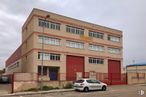 Industrial for sale at Polígono Industrial Las Mezquitas, Getafe, Madrid, 28906 with car, window, building, automotive parking light, sky, tire, property, vehicle, cloud and wheel around