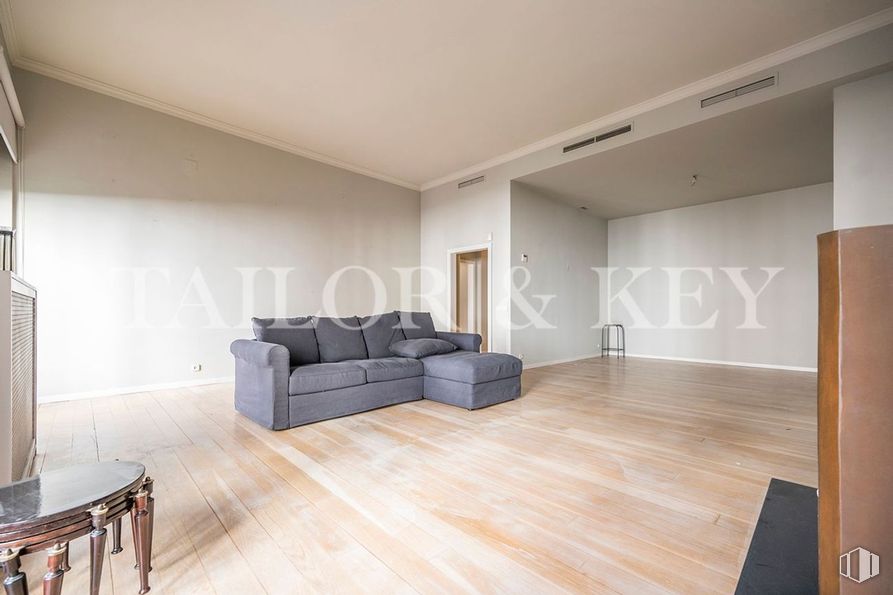 Oficina en alquiler y venta en Calle Serrano, Salamanca, Madrid, 28001 con suelos, suelo, techo, interiorismo, suelos de madera, habitación, apartamento, suelo laminado, madera dura y suelo de baldosas alrededor