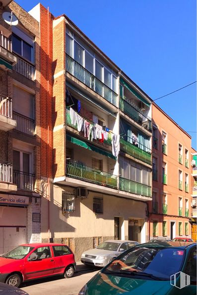 Local en venta en Calle Peña de la Atalaya, 120, Puente de Vallecas, Madrid, 28053 con coche, edificio, luz de estacionamiento automotriz, vehículo terrestre, neumático, cielo, propiedad, vehículo, ventana y rueda alrededor