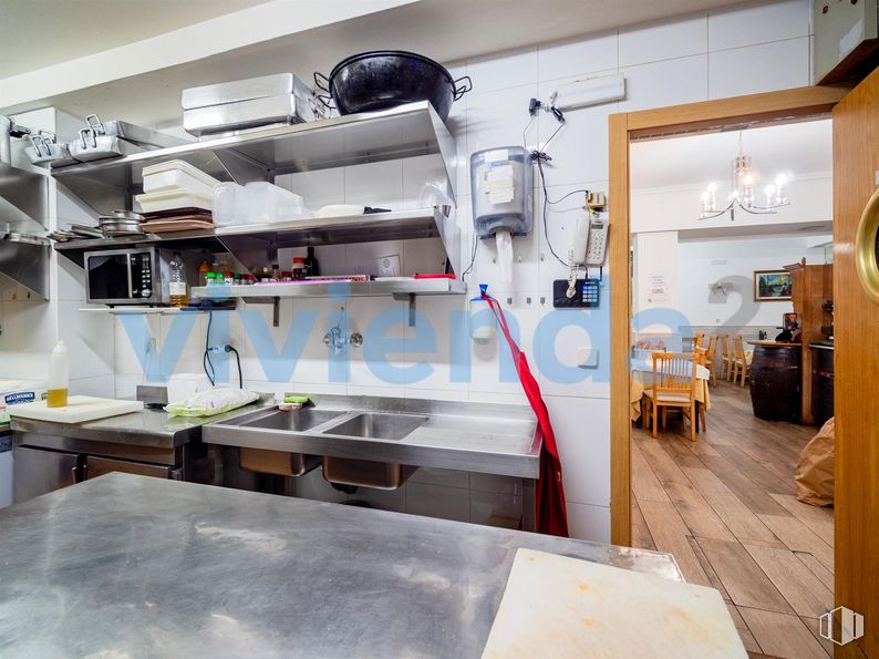 Local en venta en Calle Pedro Heredia, Salamanca, Madrid, 28028 con alumbrado, lámpara, mueble, mesa, grifo, encimera, edificio, diseño automovilístico, cocina y mesa alrededor