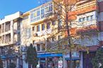 Office for rent at Calle Gran Vía, 28, Majadahonda, Madrid, 28220 with window, daytime, property, building, leaf, blue, fixture, branch, world and sky around