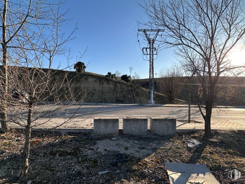 Suelo en venta en Polígono El Tejar, 63 , Majadahonda, Madrid, 28220 con línea eléctrica aérea, utilidad pública, electricidad, cable, suministro eléctrico, suelo, cable eléctrico y red eléctrica alrededor