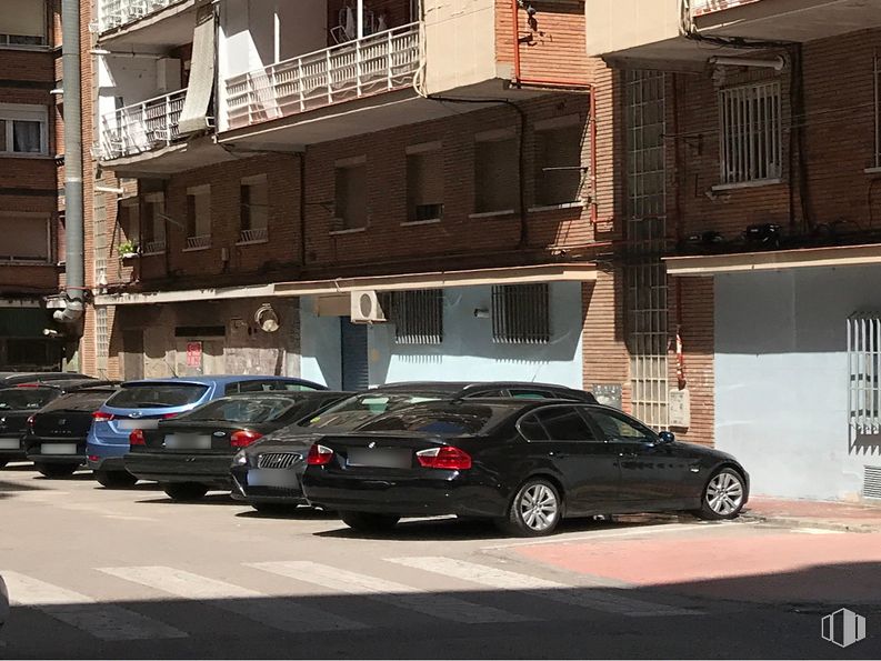 Local en venta en Calle Lope de Rueda, 7, Alcalá de Henares, Madrid, 28805 con coche, neumático, rueda, ventana, luz de estacionamiento, vehículo terrestre, vehículo, edificio, luces traseras y de freno y iluminación del automóvil alrededor