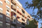 Local en venta en Calle Infanta Mercedes, Tetuán, Madrid, 28020 con coche, edificio, cielo, día, propiedad, neumático, ventana, vehículo, rueda y infraestructura alrededor