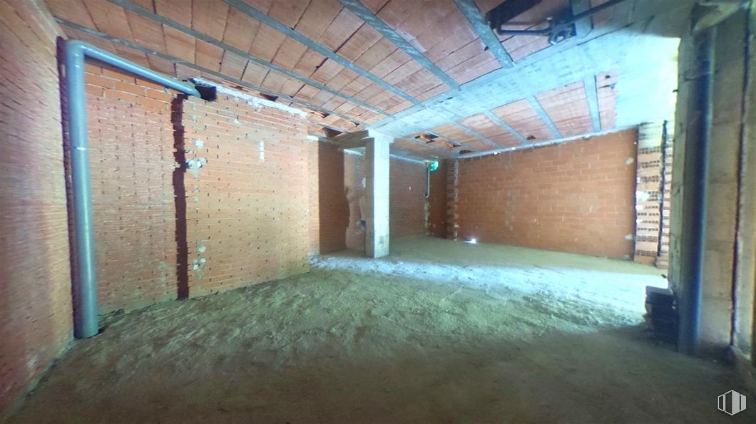 Local en venta en Calle Sofía, San Blas - Canillejas, Madrid, 28022 con pared, suelo, suelos, techo, albañilería, ladrillo, material de construcción, hormigón, haz y sótano alrededor