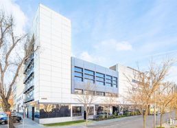 Office for rent at Calle Miguel Yuste, 58, San Blas - Canillejas, Madrid, 28037 with daytime, facade, architecture, metropolitan area, urban design, commercial building, composite material, mixed-use, headquarters and engineering around