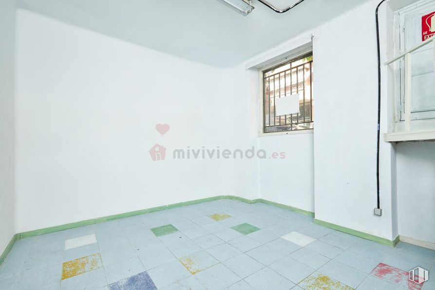 Local en venta en Calle Don Ramón de la Cruz, Salamanca, Madrid, 28001 con ventana, pintura, edificio, diseño de interiores, accesorio, piso, pavimentos, techo, espacio y madera alrededor