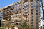 Office for rent at Paseo Castellana, 171, Tetuán, Madrid, 28046 with building, sky, daytime, property, window, tower block, tree, urban design, condominium and neighbourhood around