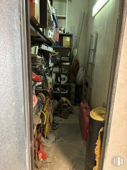 Local en venta en Centro urbano, Leganés, Madrid, 28912 con gas, madera, máquina, accesorio, ingeniería, cableado eléctrico, habitación, suelos, edificio y suministro eléctrico alrededor