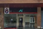 Retail for rent at Zona La Avanzada, Fuenlabrada, Madrid, 28945 with door, fixture, building, wood, gas, facade, tints and shades, font, symmetry and commercial building around