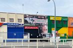 Industrial for sale at Calle Gonzalo Chacón, Aranjuez, Madrid, 28300 with sky, cloud, street light, gas, fence, window, facade, signage, advertising and automotive wheel system around