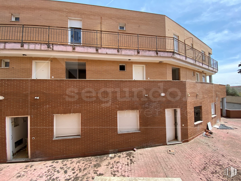 Land for sale at Calle Capitán Bermejo, 46, La Mata, Toledo, 45534 with house, window, door, building, sky, wood, urban design, cloud, brick and residential area around