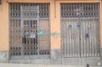 Retail for rent at Zona Acueducto, Segovia, 40001 with window, fixture, wood, font, facade, gas, door, home door, glass and metal around