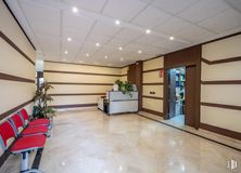 Oficina en venta en Zona Auditorio, Las Rozas de Madrid, Madrid, 28230 con mueble, planta de interior, suelos, interiorismo, suelo, techo, alumbrado, vestíbulo, hall y suelo de baldosas alrededor