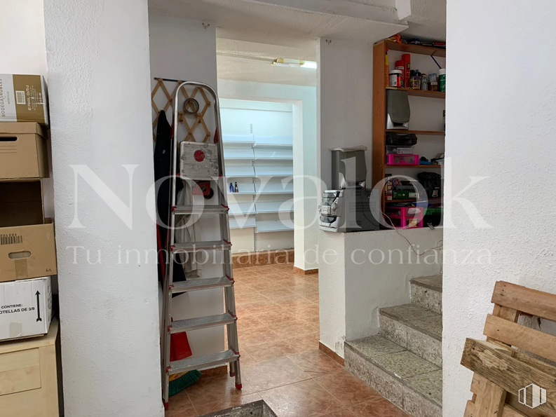 Local en venta en Calle Agustina de Aragón, Móstoles, Madrid, 28938 con productos envasados, propiedad, edificio, archivar, madera, diseño de interiores, estante, casa, piso y pavimentos alrededor