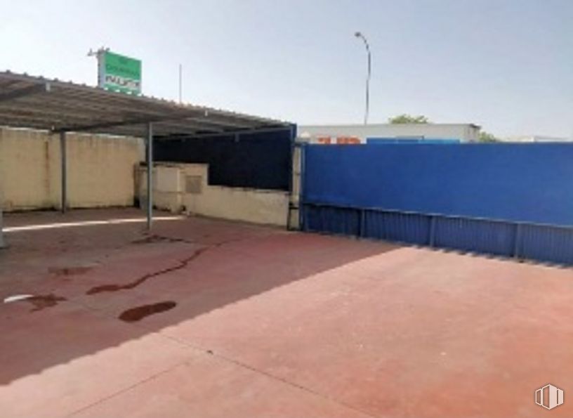 Nave en alquiler en Calle Arquímedes, Getafe, Madrid, 28906 con edificio, cielo, superficie de la carretera, asfalto, material compuesto, accesorio, albañilería, madera, suelos y material de construcción alrededor