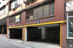 Retail for sale at Calle Nicolás Morales, Carabanchel, Madrid, 28019 with window, building, facade, real estate, city, road, commercial building, asphalt, fixture and street around