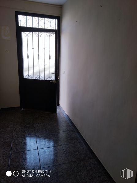 Local en alquiler en Avenida Rosario, 2, Dosbarrios, Toledo, 45311 con puerta, ventana, accesorio, madera, edificio, casa, suelo de baldosas, pared, suelo y pasillo alrededor