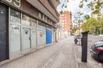 Local en venta en Calle Infanta Mercedes, 87-89, Tetuán, Madrid, 28020 con coche, edificio, placa de matrícula del vehículo, vehículo, asfalto, superficie de la carretera, árbol, planta, arquitectura y barrio alrededor