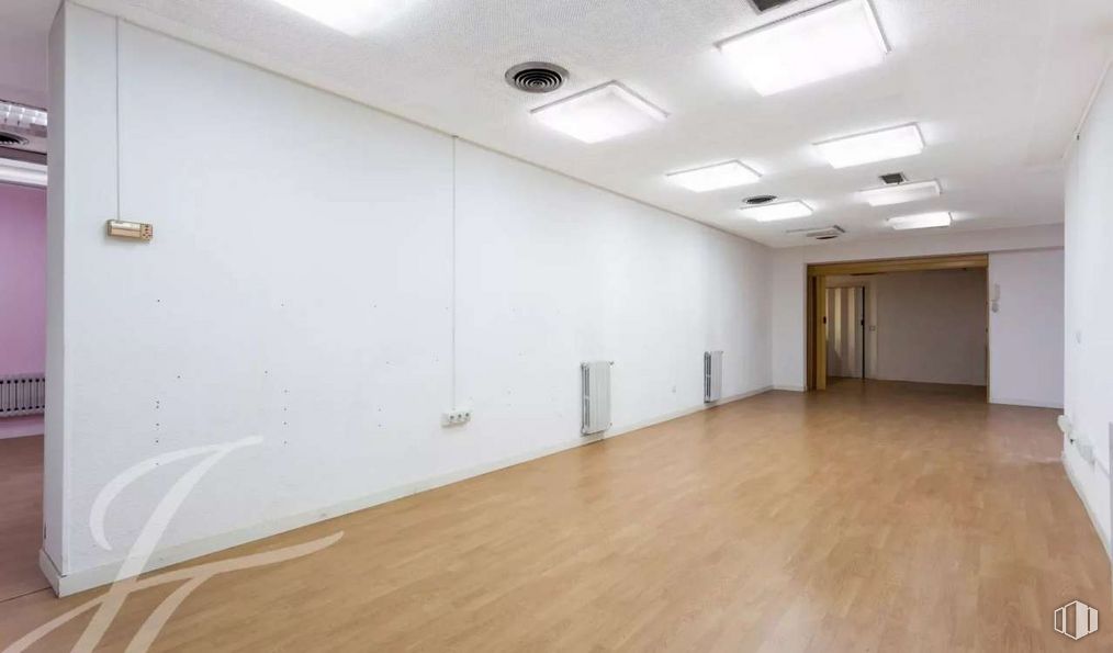 Oficina en venta en Calle Fortuny, Chamberí, Madrid, 28010 con alumbrado, hall, madera, suelos, madera dura, suelo laminado, edificio, techo, evento y tinte para madera alrededor