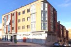 Retail for sale & for rent at Carretera Villacastin, 24, Segovia, 40006 with car, building, sky, window, property, urban design, cloud, condominium, tower block and material property around