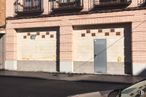 Retail for rent at Calle Condes de Fuensalida, 15, Fuensalida, Toledo, 45510 with road surface, asphalt, building, wood, window, brick, shade, automotive lighting, brickwork and wall around