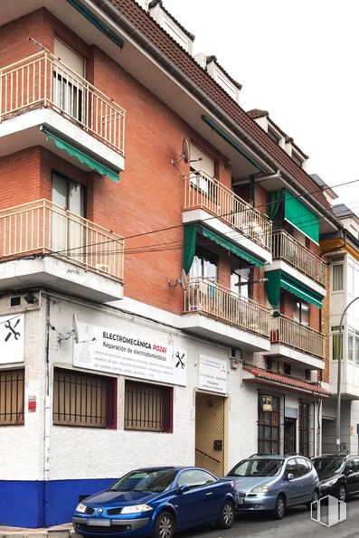 Local en venta en Calle Serafín Gómez Bonilla, 3, Collado Villalba, Madrid, 28400 con coche, ventana, edificio, neumático, rueda, luz de estacionamiento automotriz, vehículo terrestre, vehículo, propiedad y azul alrededor