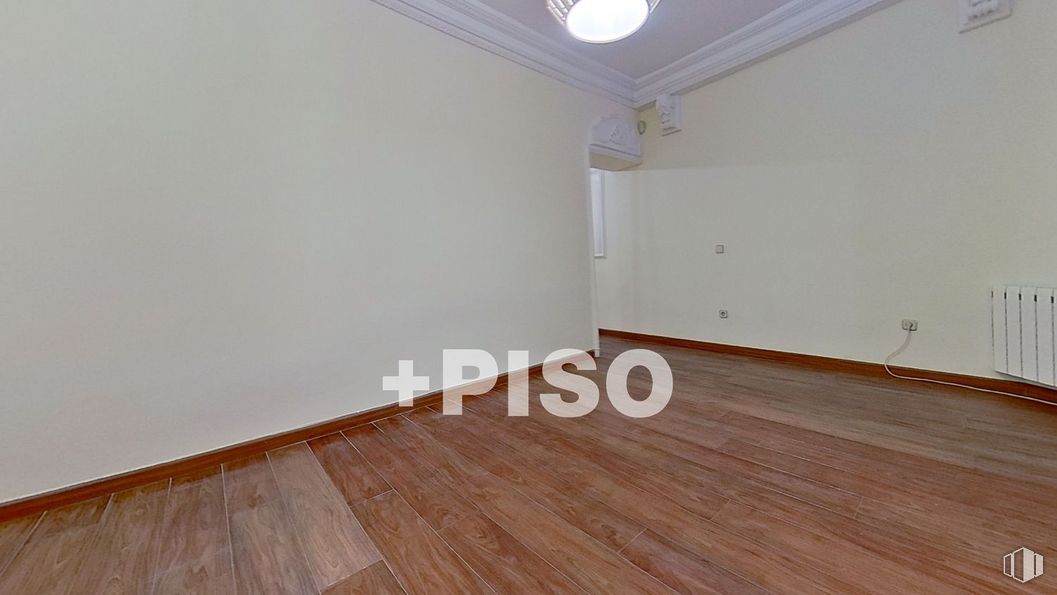 Oficina en alquiler en Zona Lista, Salamanca, Madrid, 28006 con lámpara, alumbrado, propiedad, edificio, madera, suelos, accesorio, interiorismo, suelo y tinte para madera alrededor