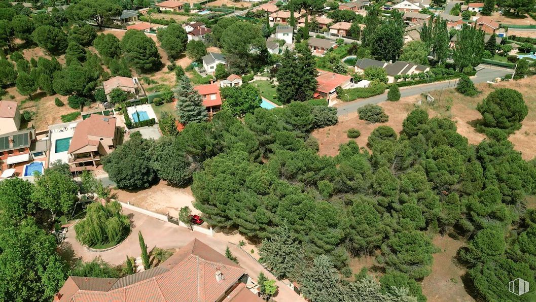 Land for sale at Camino Valdeyernos, Pelayos de la Presa, Madrid, 28696 with property, building, plant, tree, land lot, vegetation, urban design, biome, house and landscape around