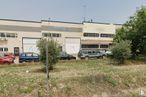 Nave en venta en Zona industrial, Esquivias, Toledo, 45221 con coche, ventana, vehículo terrestre, planta, rueda, neumático, cielo, vehículo, vehículo de motor y luz de estacionamiento alrededor